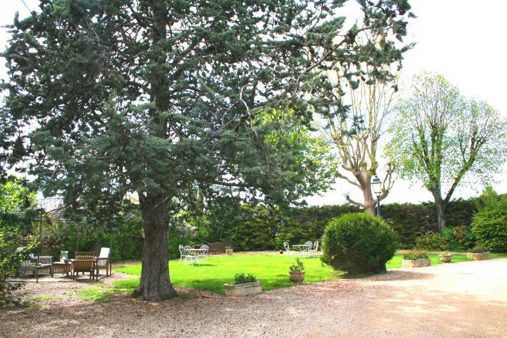 Hotel Le Home Beaune  Bagian luar foto