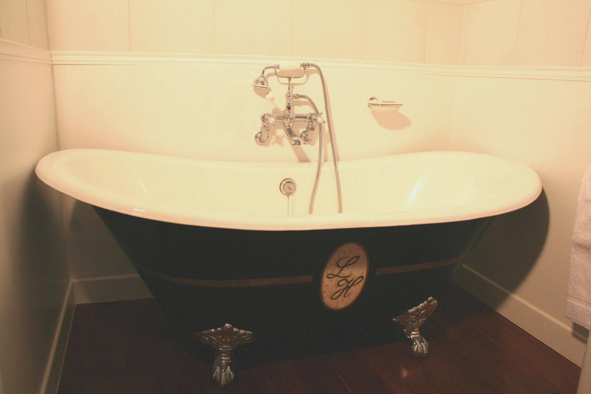 Hotel Le Home Beaune  Bagian luar foto